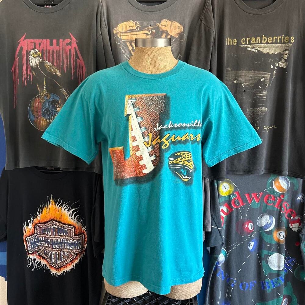 Vintage 1990s jacksonville jaguars t shirt